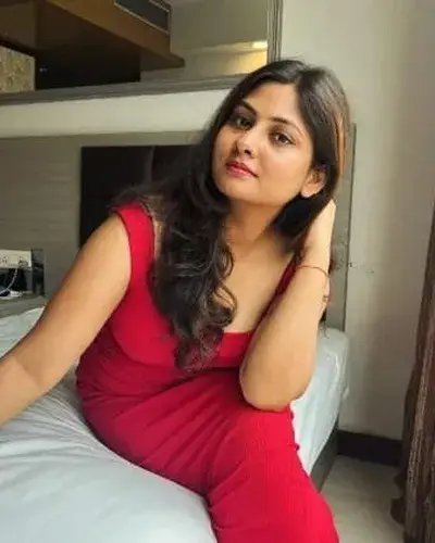 Escort Service In Machhlishahr